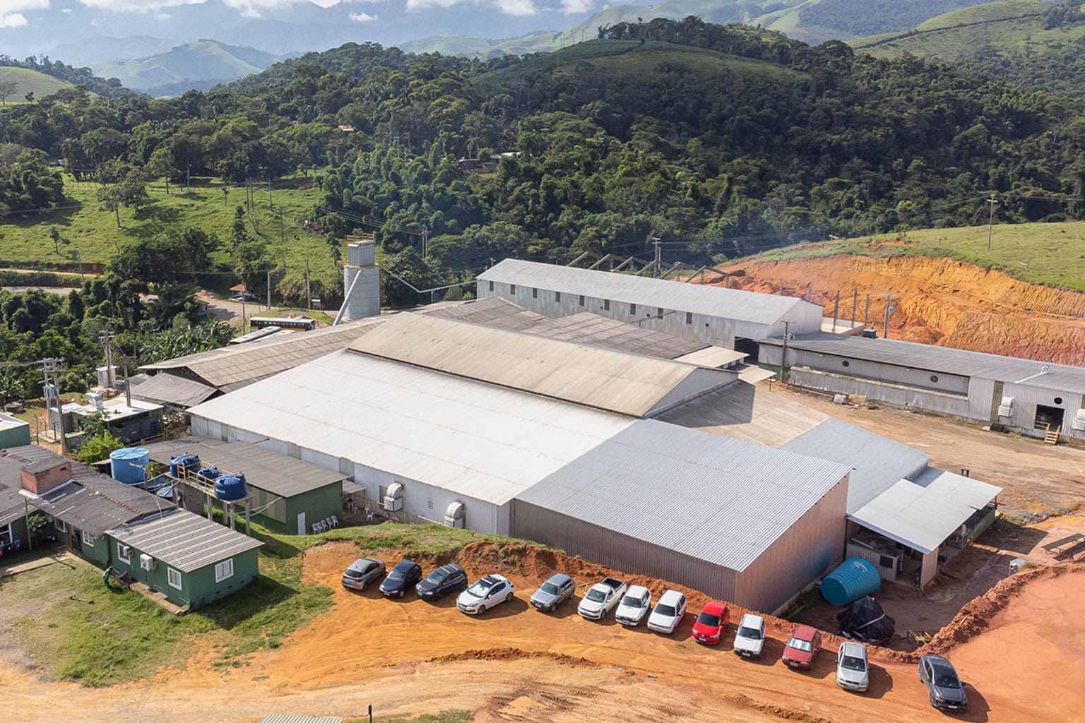 Como a Carioba une inovação e sustentabilidade na produção de portas